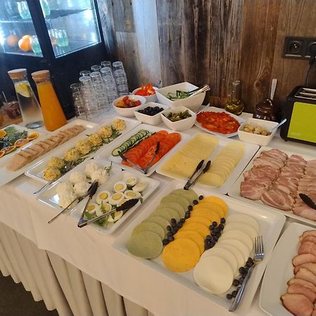 Lesne Niebo Hotel Lubniewice Ngoại thất bức ảnh